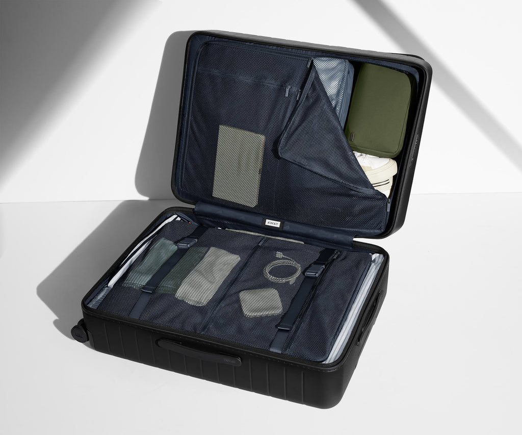 Away The Medium Suitcase - Jet Black