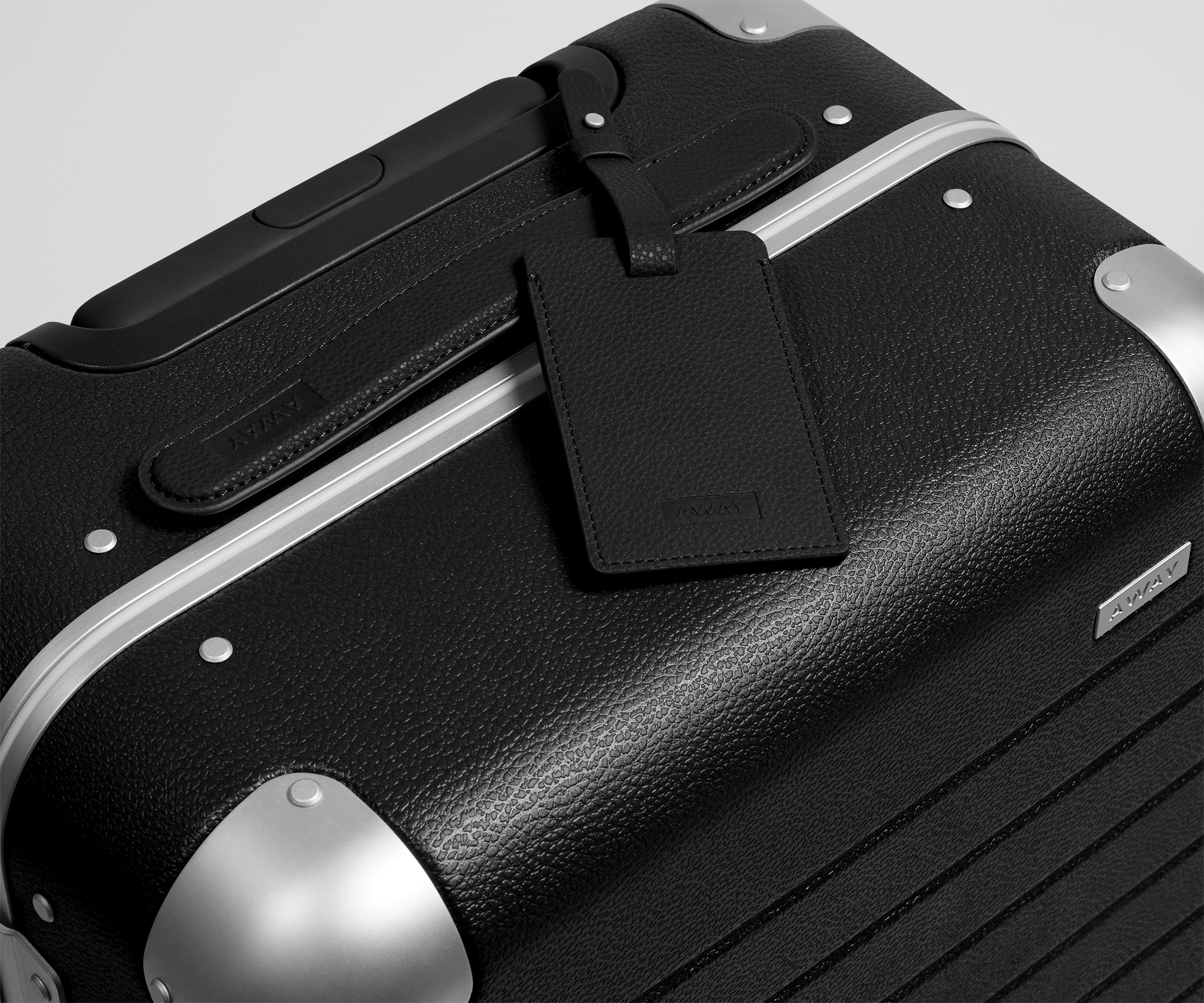 Away The Aluminum Edge Carry-On Suitcase - Jet Black