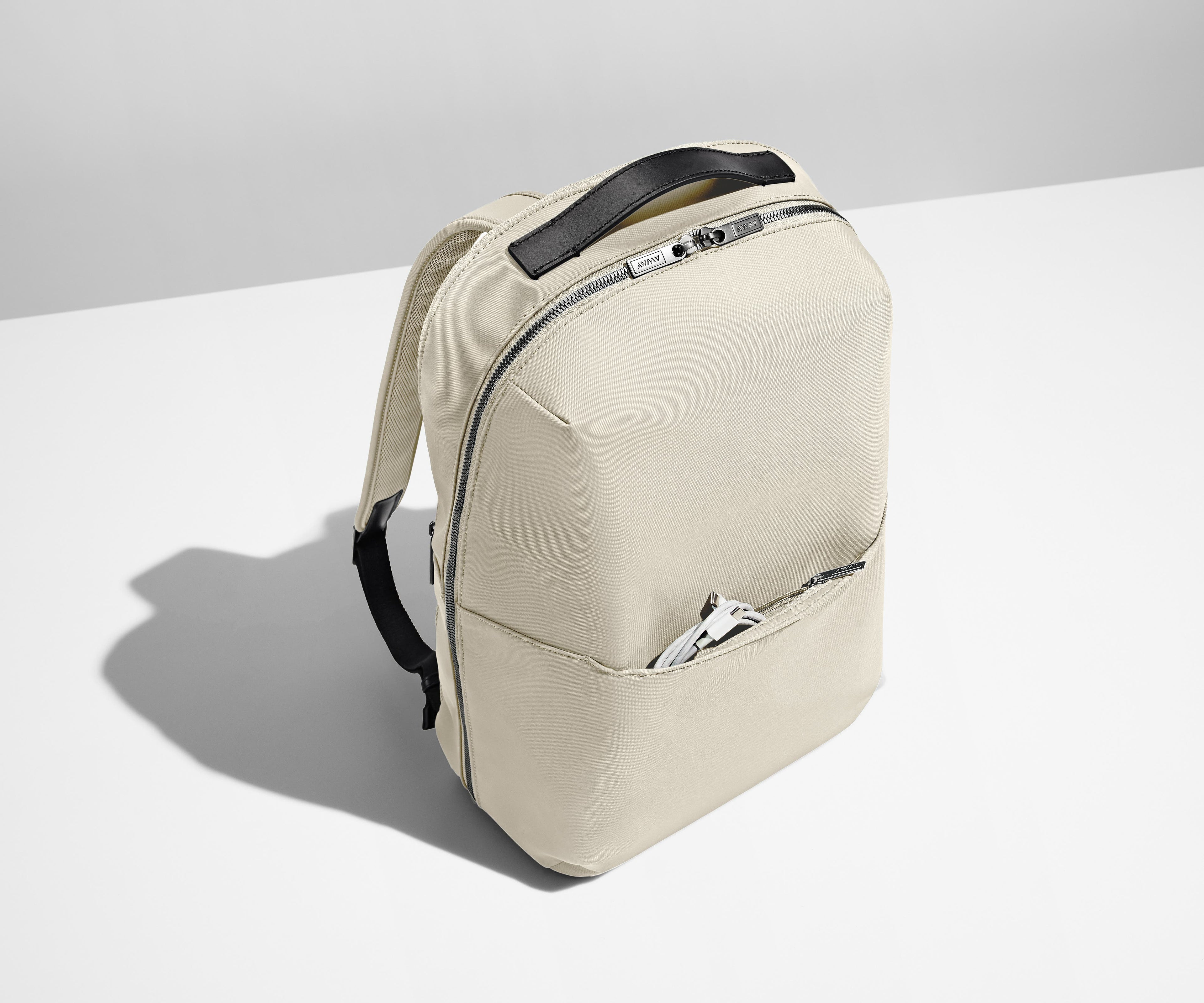 Away The Everywhere Zip Backpack in Salt White