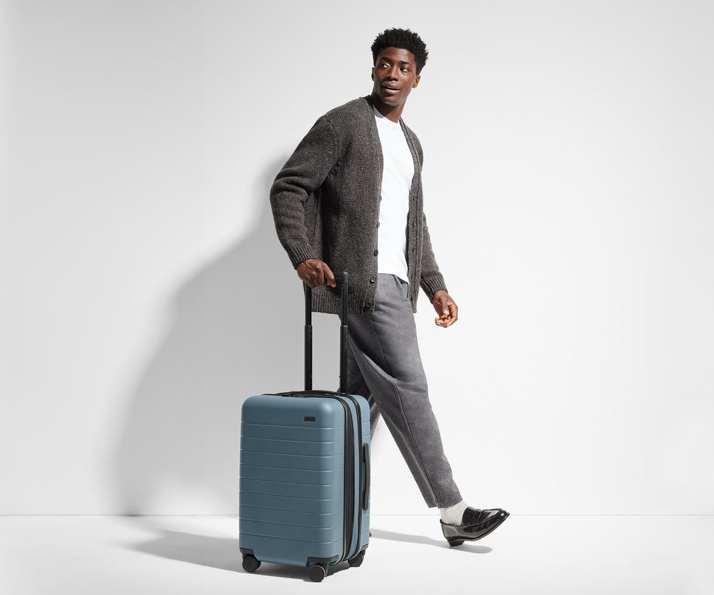 Away The Carry-On Flex Suitcase - Olive Green
