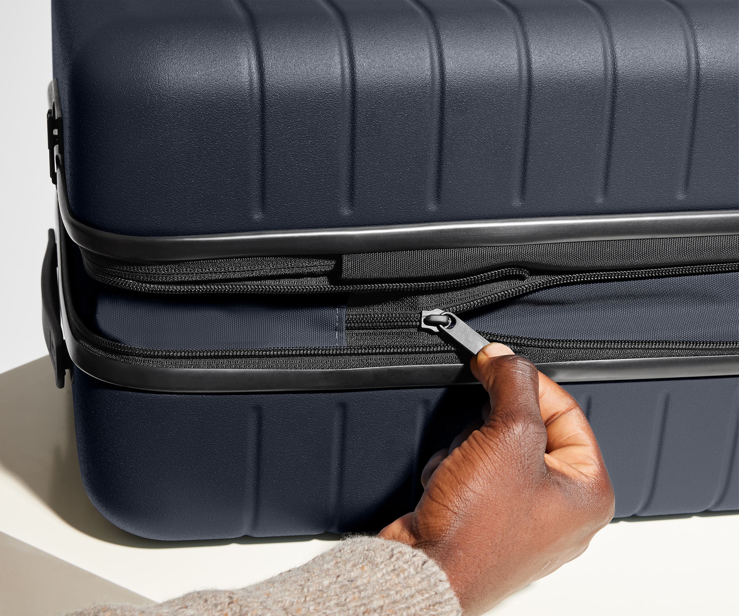 Away The Large Flex Suitcase - Navy Blue