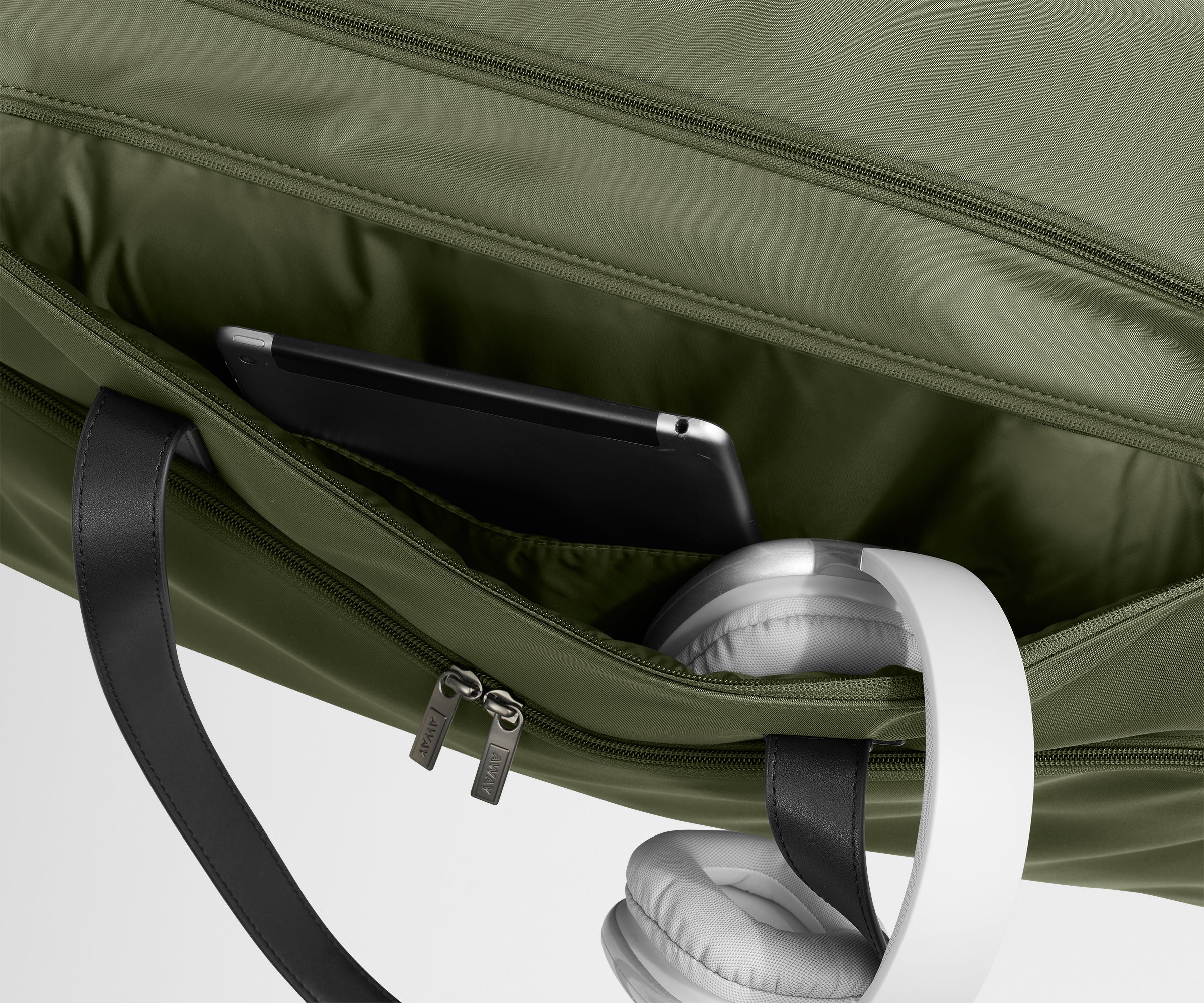 Away Garment Duffle Garment Bag - Olive Green