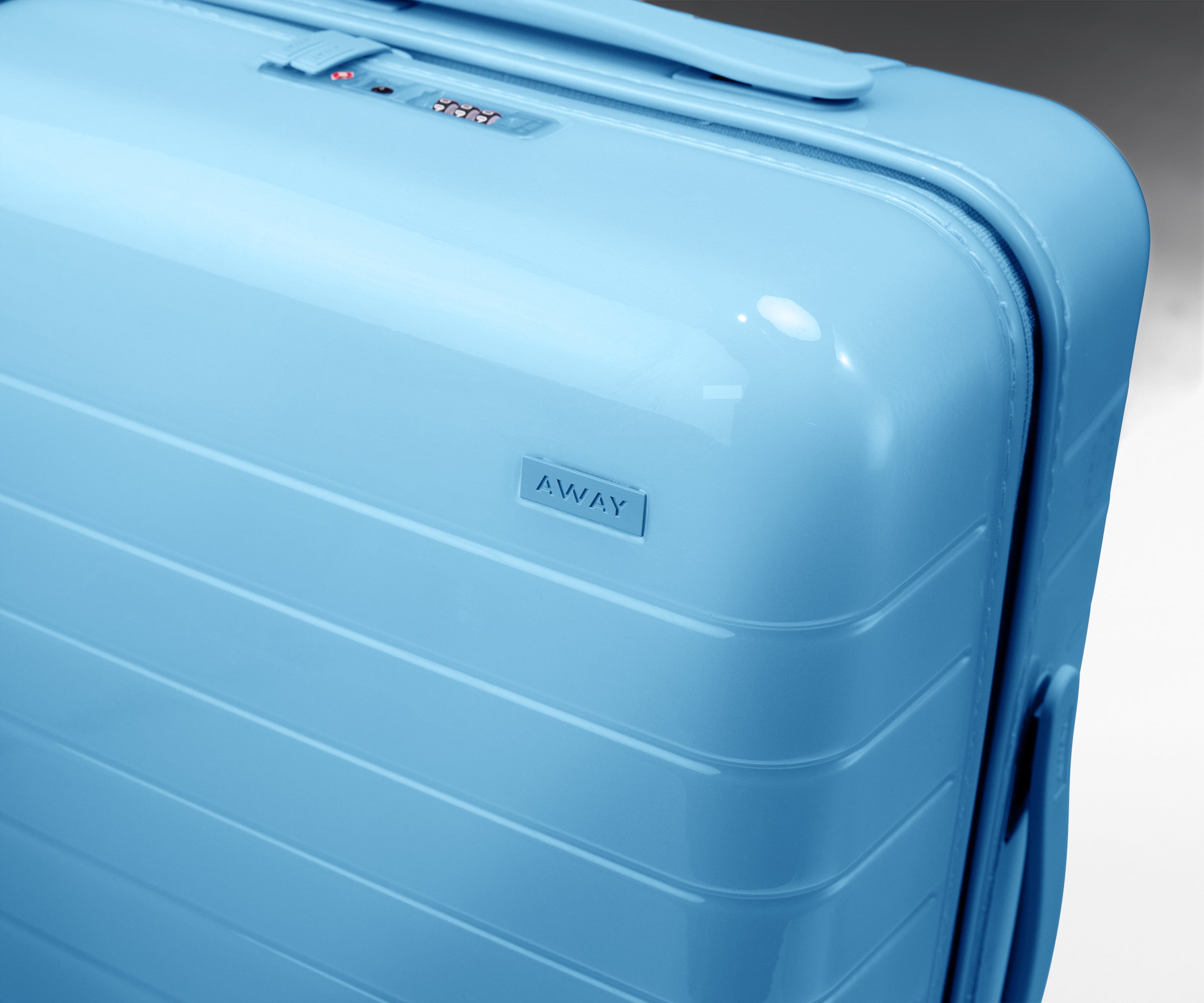 Away The Bigger Carry-On Suitcase - Glazed Opal Blue