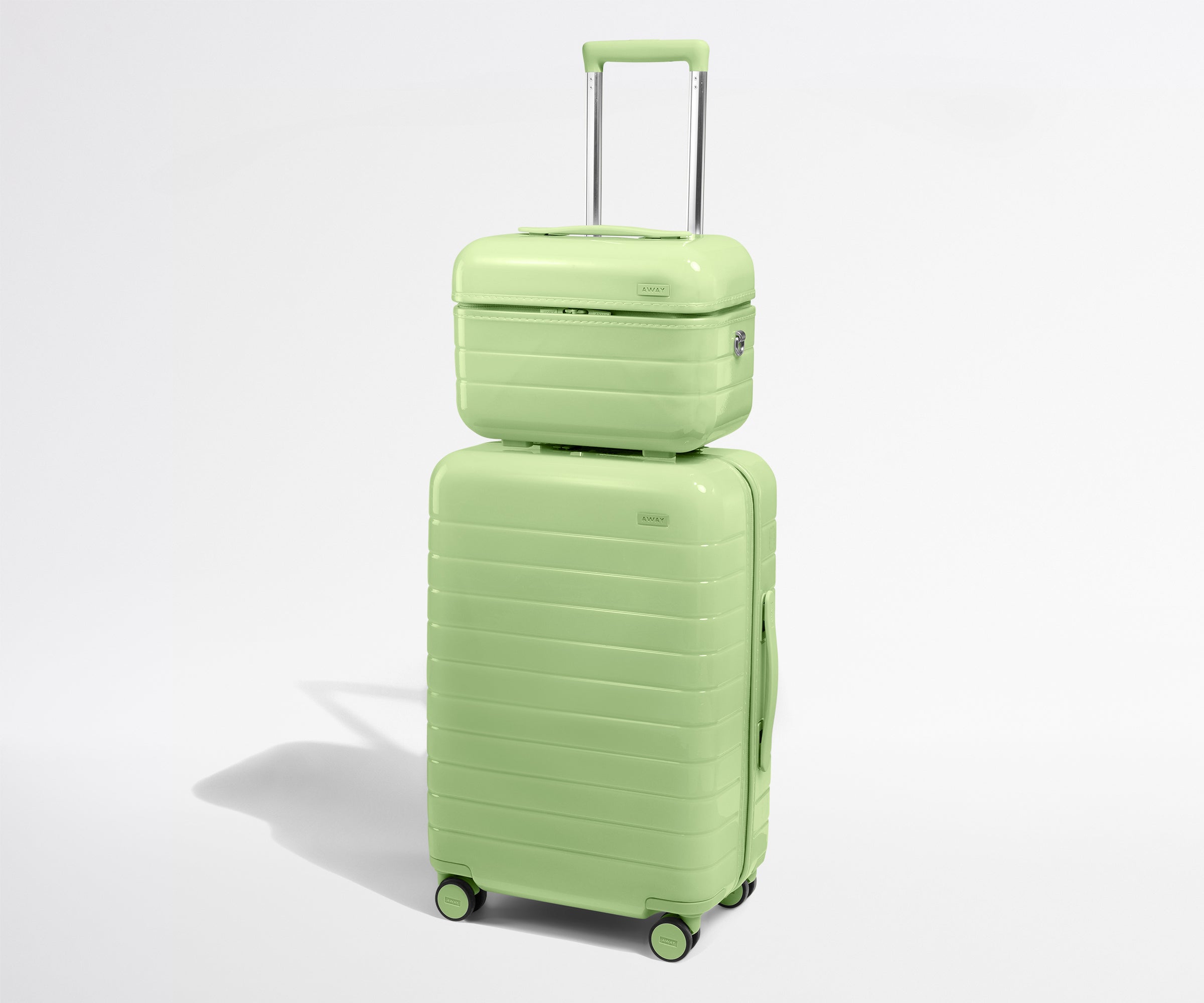 Away The Train Case Suitcase - Glazed Matcha Milk Green