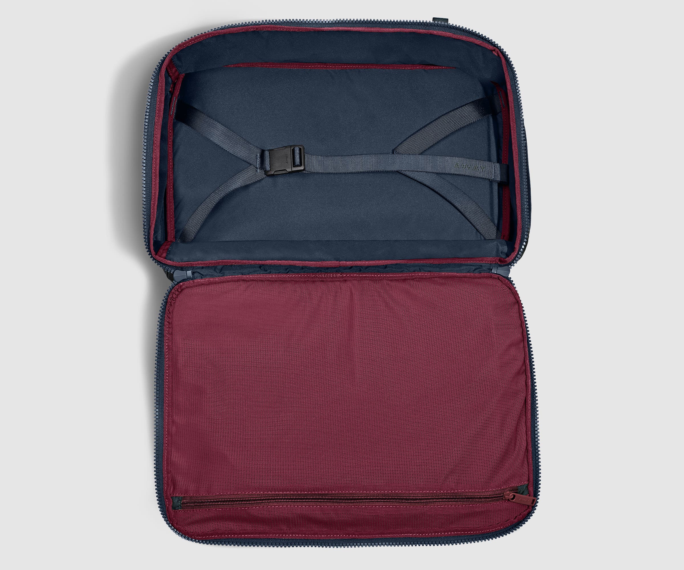 Away Active Convertible Backpack 25L in Navy Blue