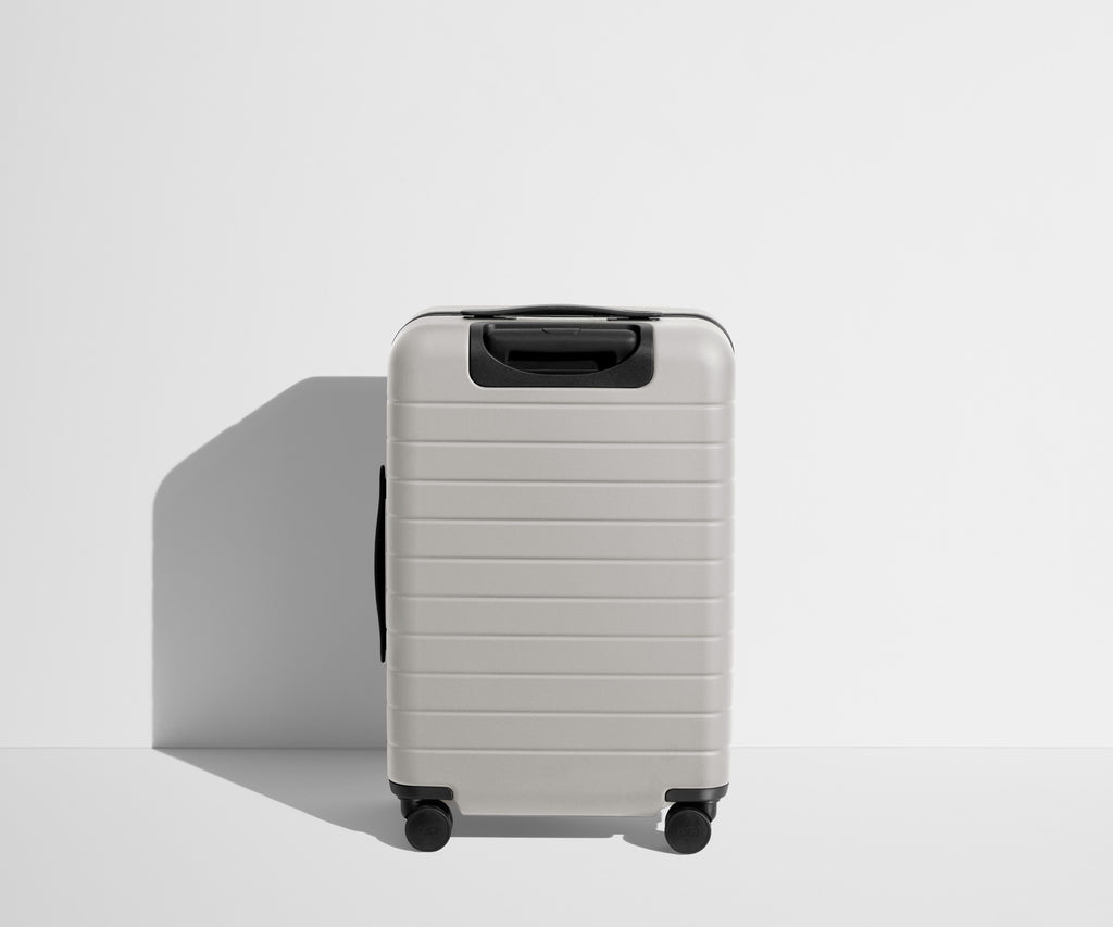 Away The Collegiate Bigger Carry-On Suitcase - Howard University ®