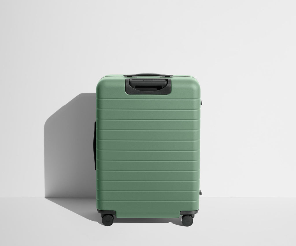 Away The Medium Suitcase - Sea Green