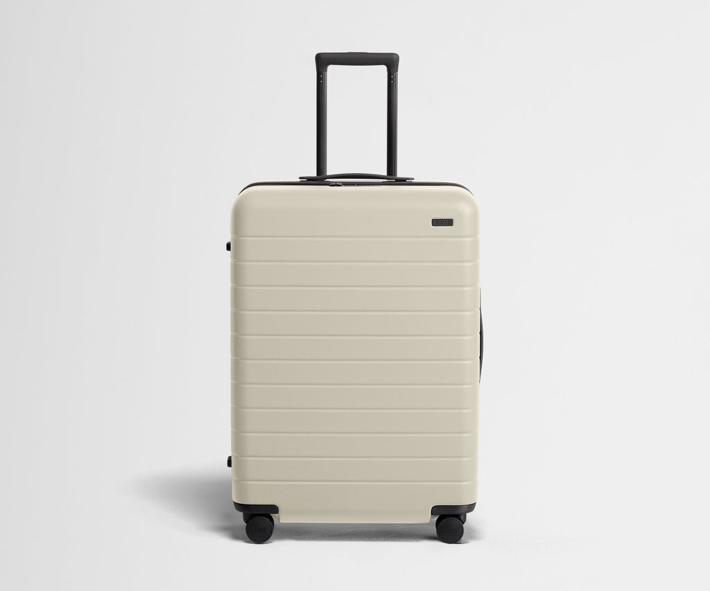 Away The Medium Suitcase - Salt White