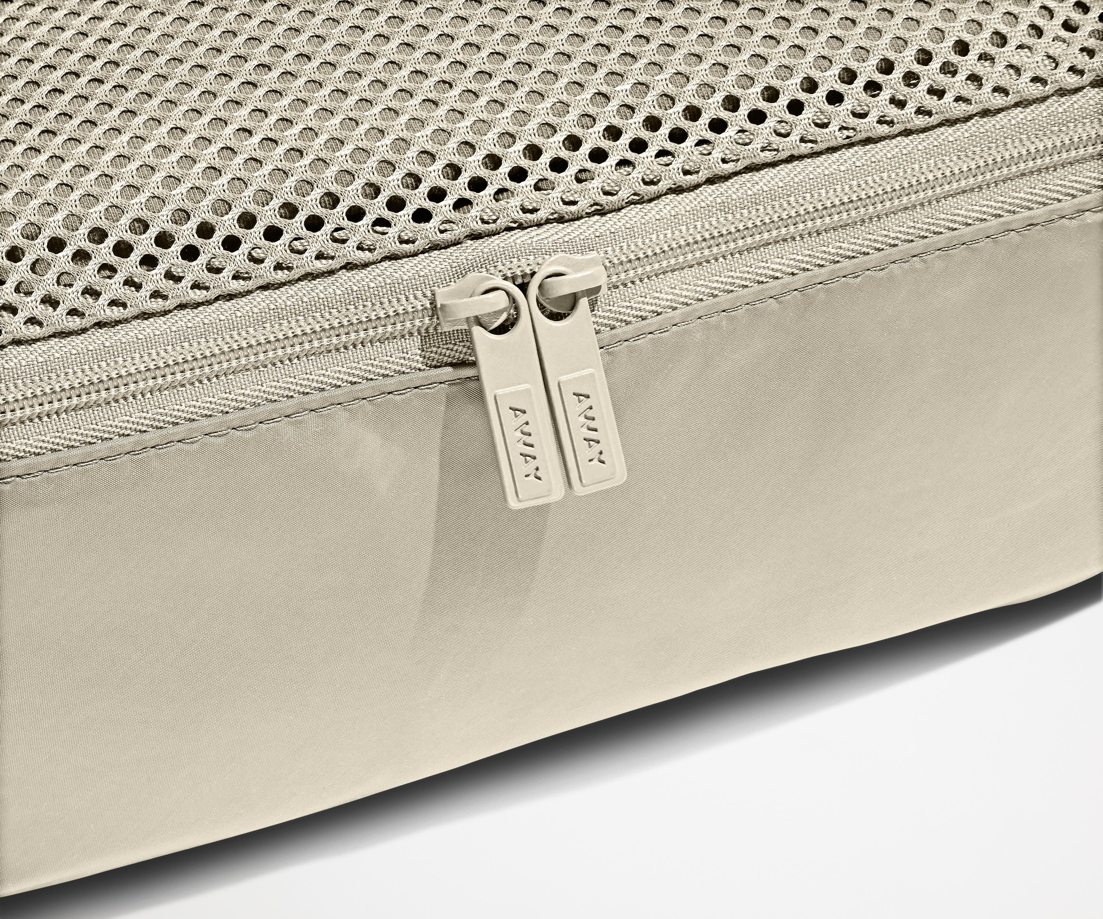 Away Insider Packing Cubes (Set of 4) in Salt White