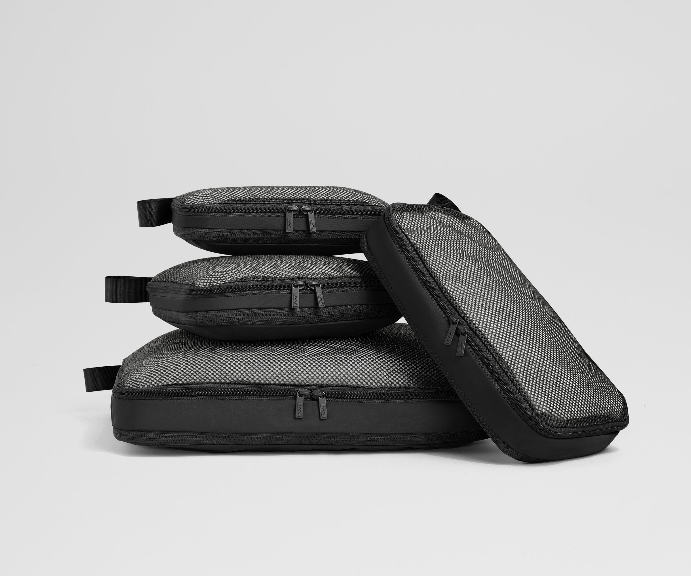 Away Compression Packing Cubes in Jet Black