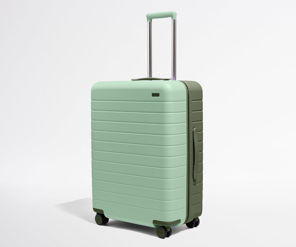 Away The Medium Suitcase - Scenic Route