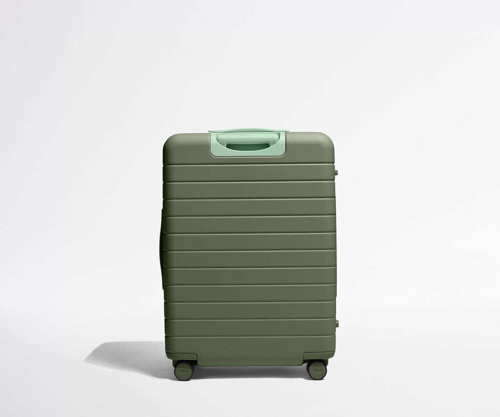 Away The Medium Suitcase - Scenic Route