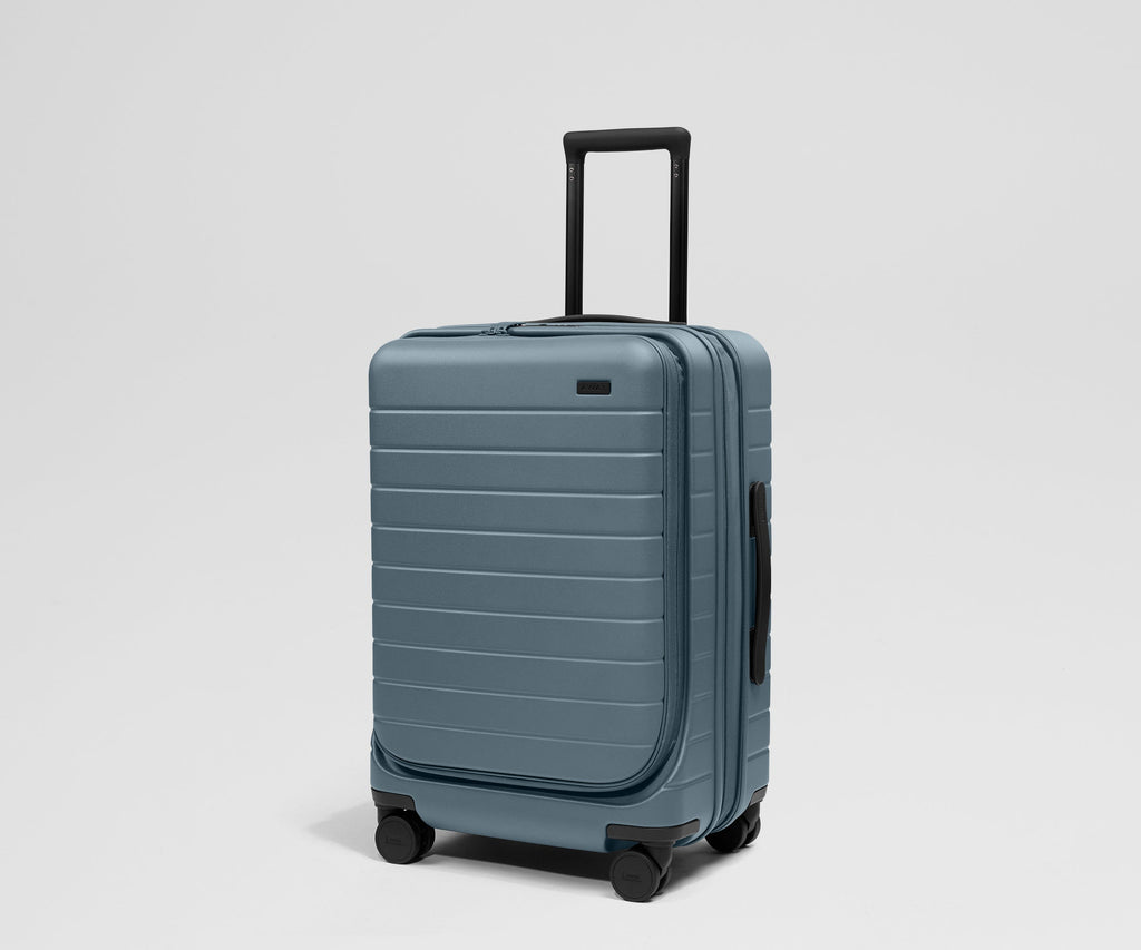 Away Smooth Departure Bundle Suitcase