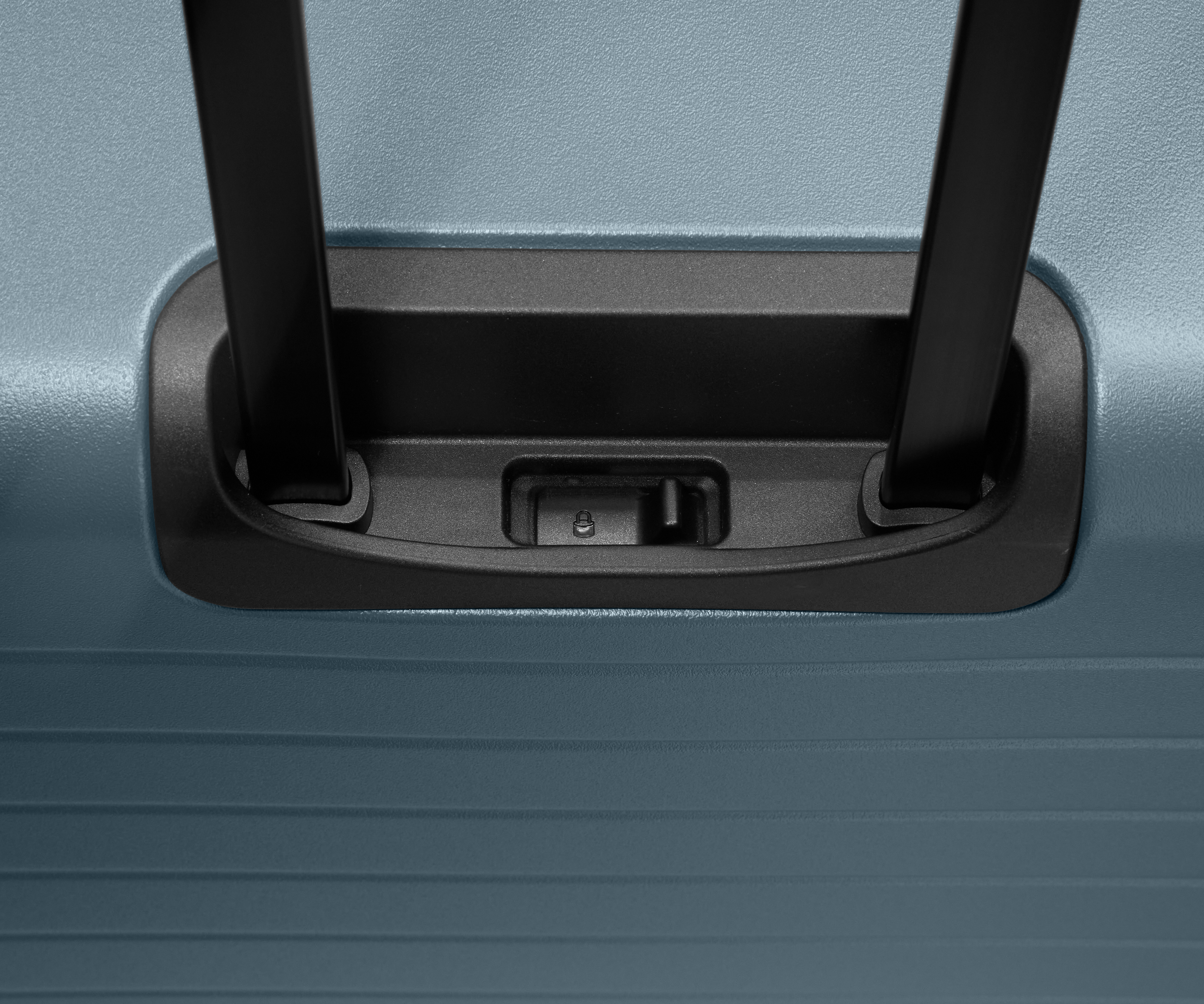 Away Topside Bigger Carry-On Suitcase - Coast Blue