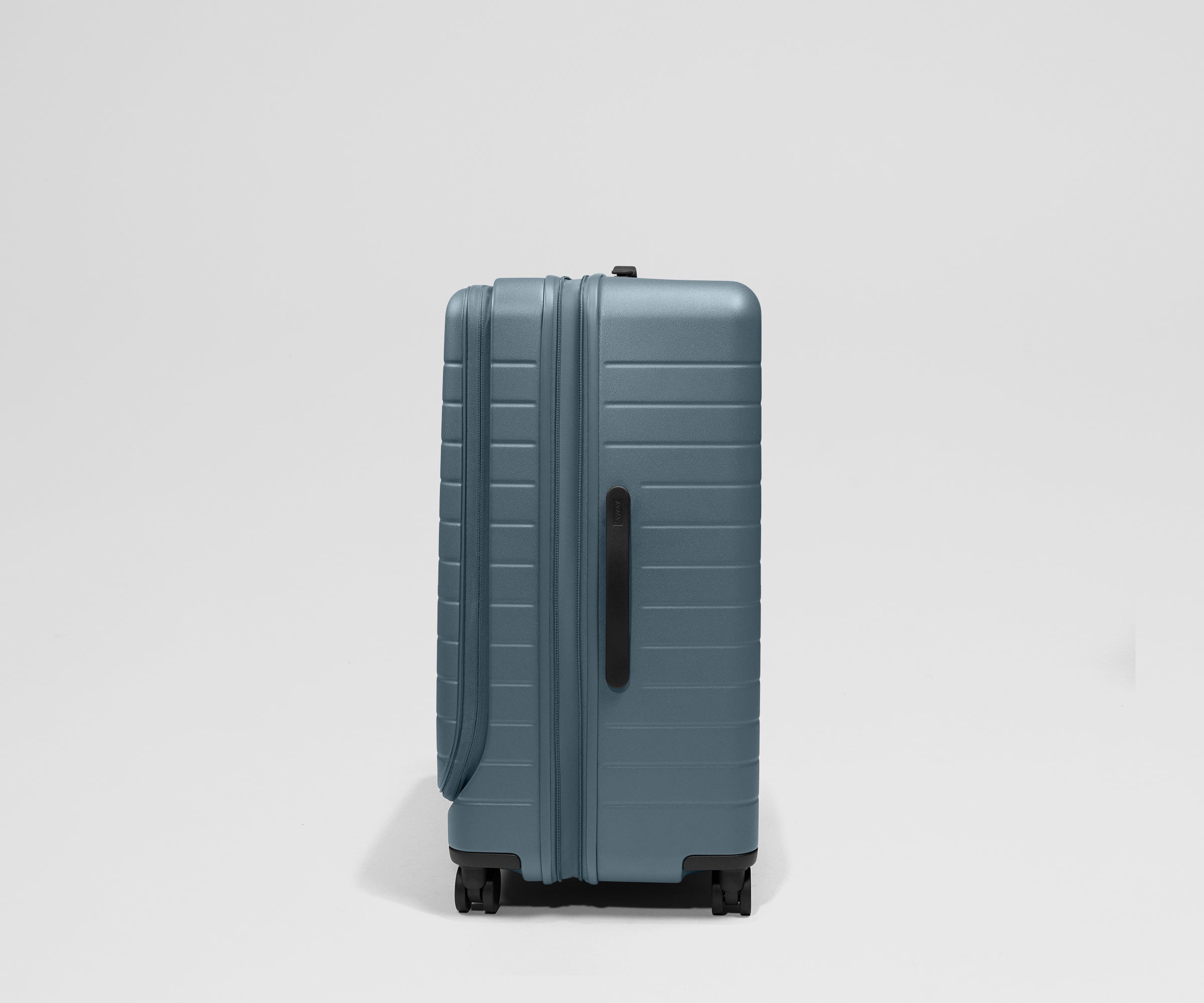 Away Smooth Departure Bundle Suitcase