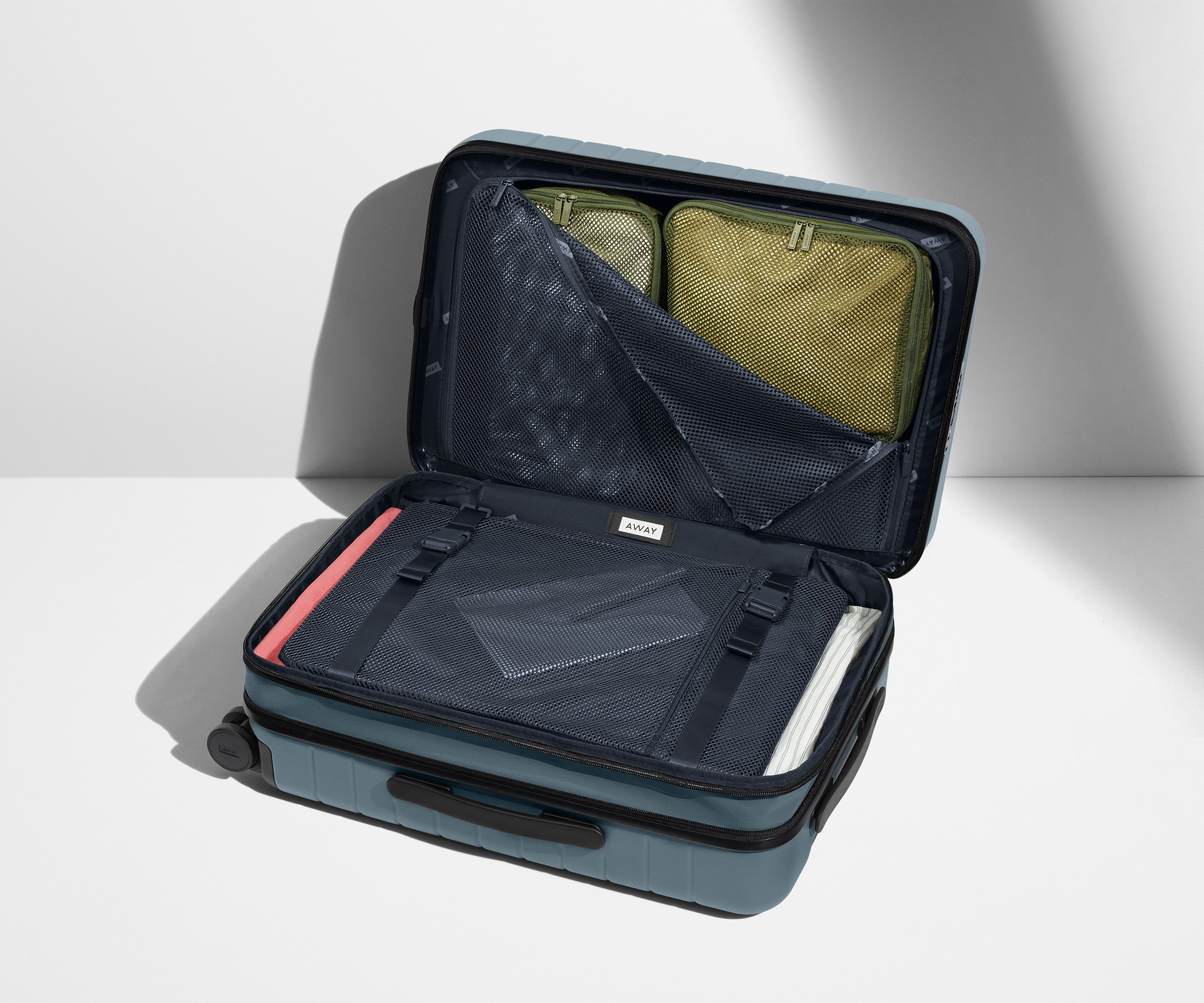 Away The Carry-On Flex Suitcase - Coast Blue (DTM)