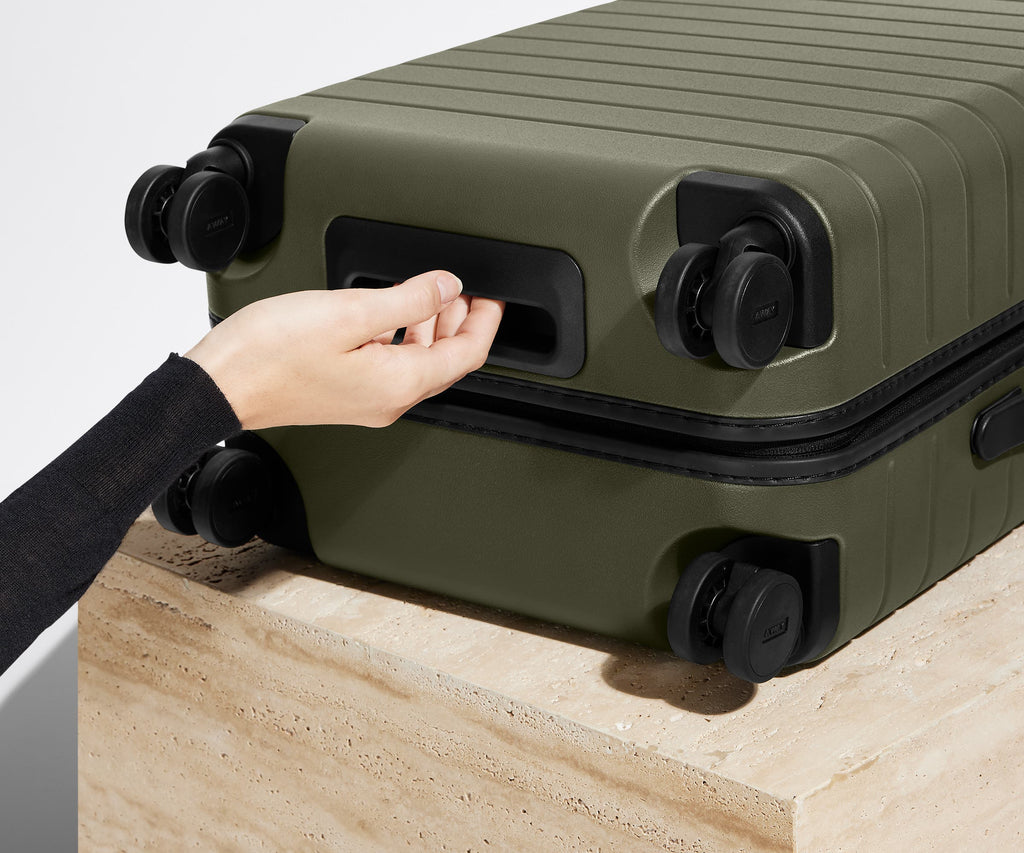 Away Explorer Essentials Bundle Suitcase